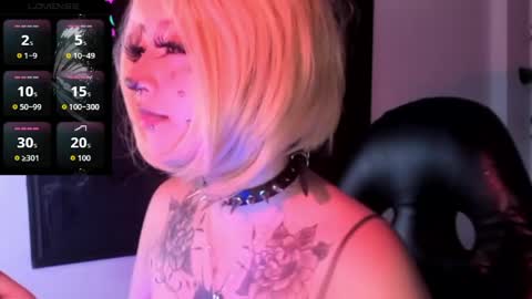 Kora Red online show from 05-11-26, 02:45