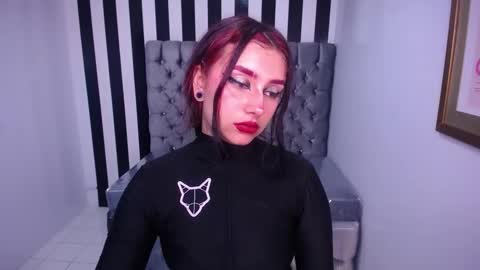 Snapshot of koraa_t chatting on 10-09-25, 09:07 koraa online show from 10-09-25, 09:07