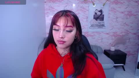 Snapshot of koraa_t chatting on 10-29-25, 02:58 koraa online show from 10-29-25, 02:58