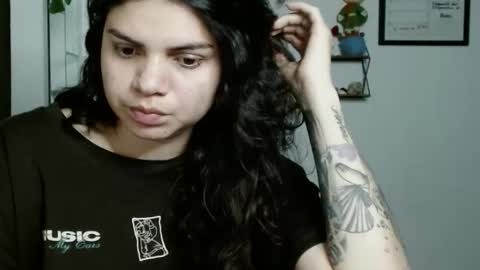 Karoll online show from 09-20-25, 02:12