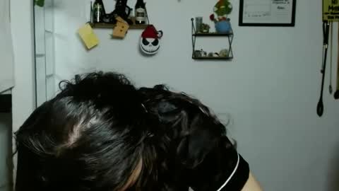 Karoll online show from 09-30-25, 02:27