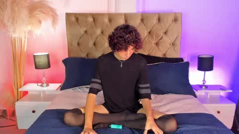 kore_22 online show from 09-13-25, 08:08