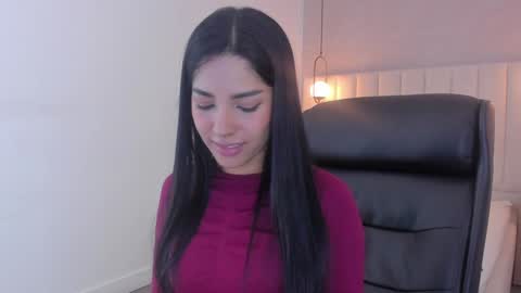 Snapshot of kosmic_21 chatting on 12-30-24, 11:59 K O S M I C online show from 12-30-24, 11:59