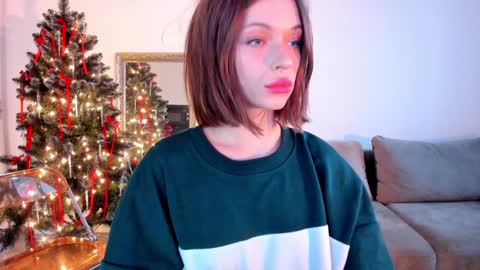 Snapshot of kossie_ chatting on 12-22-24, 10:28 kossie_ online show from 12-22-24, 10:28