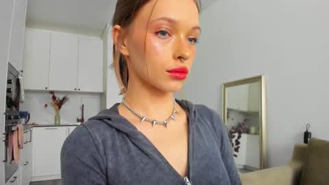 Snapshot of kossie_ chatting on 02-13-25, 12:21 kossie_ online show from 02-13-25, 12:21