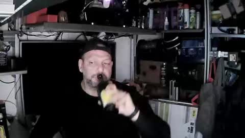 Snapshot of kostasgreek42 chatting on 01-20-25, 06:21 Kosta online show from 01-20-25, 06:21