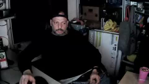 Snapshot of kostasgreek42 chatting on 03-06-25, 08:16 Kosta online show from 03-06-25, 08:16