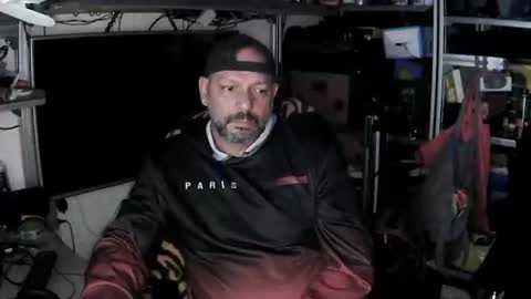 Snapshot of kostasgreek42 chatting on 10-26-25, 11:38 Kosta online show from 10-26-25, 11:38