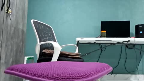 Snapshot of koto420 chatting on 02-26-26, 01:04 Koto Bombon online show from 02-26-26, 01:04