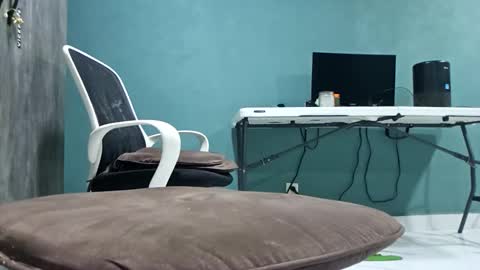 Snapshot of koto420 chatting on 03-27-26, 01:22 Koto Bombon online show from 03-27-26, 01:22