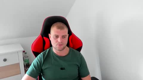 Bartek online show from 10-13-25, 10:04