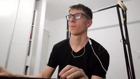 Facu online show from 03-13-26, 03:02