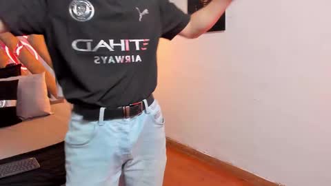 Kraven online show from 10-22-25, 03:07