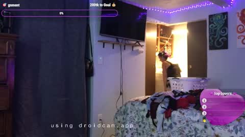 kreamyk420 online show from 11-19-25, 01:44