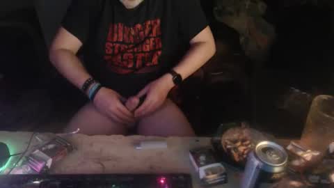 Snapshot of krimson999 chatting on 01-19-26, 05:00 krimson999 online show from 01-19-26, 05:00