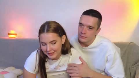 Snapshot of kris_amelia chatting on 09-20-25, 01:34 Kris Amelia online show from 09-20-25, 01:34