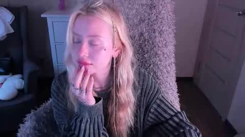 kris_grant online show from 09-21-25, 10:28