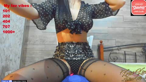 Snapshot of krisi_kiss chatting on 01-03-25, 03:49 KrisiFollow me Thumb UP online show from 01-03-25, 03:49