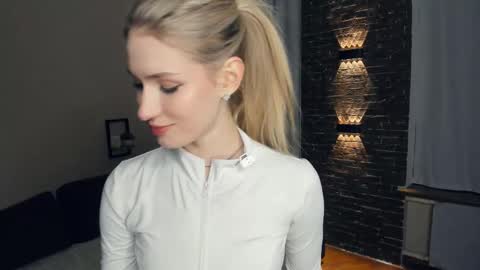 Eliz online show from 02-08-26, 08:12