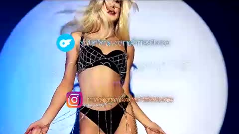 Snapshot of krissone chatting on 07-09-26, 10:08 Kristina online show from 07-09-26, 10:08