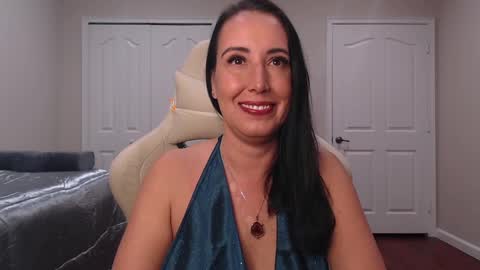 Snapshot of krissy2024 chatting on 01-22-25, 12:48 Krissy online show from 01-22-25, 12:48