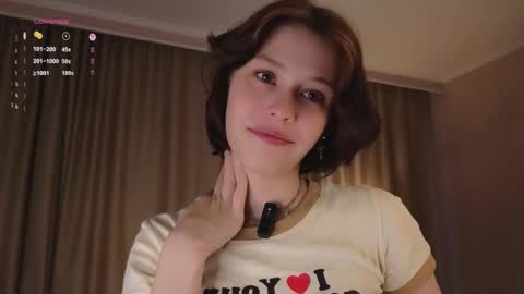 Snapshot of krissyhei chatting on 09-09-25, 01:16 Sarah online show from 09-09-25, 01:16