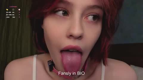 Snapshot of krissyhei chatting on 11-04-25, 01:16 Sarah online show from 11-04-25, 01:16