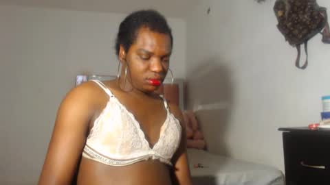 kristal_cox2 online show from 05-20-26, 10:43