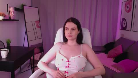 Sophia online show from 03-30-26, 01:06