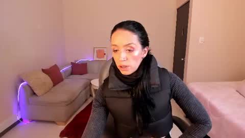 Sophia online show from 06-20-26, 07:16