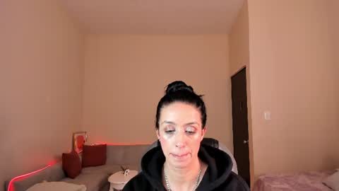 Sophia online show from 06-24-26, 07:24