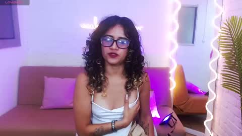 Snapshot of kristen_tay chatting on 01-14-25, 03:04 kristen_tay online show from 01-14-25, 03:04