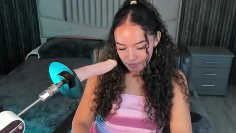 Kristen Bread online show from 10-04-25, 07:45