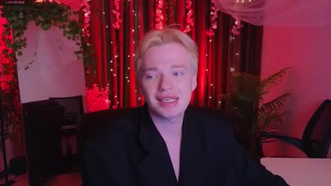 Kristen online show from 02-08-26, 06:33