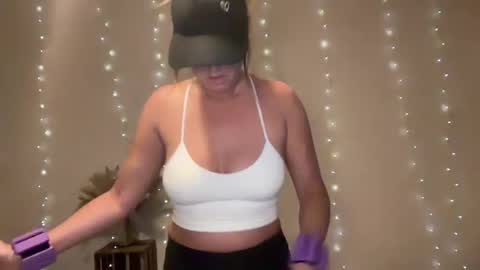 Snapshot of kristi_sinner chatting on 09-08-25, 11:59 Kristi online show from 09-08-25, 11:59