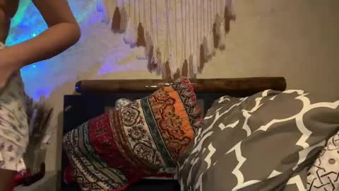 Snapshot of kristi_sinner chatting on 09-23-25, 03:53 Kristi online show from 09-23-25, 03:53