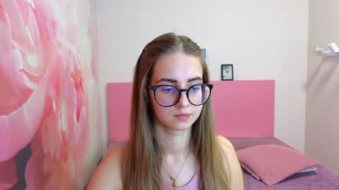 Snapshot of kristina_adel chatting on 01-17-25, 08:02 Kristina Adel online show from 01-17-25, 08:02