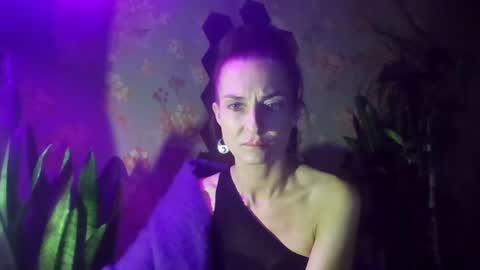 Snapshot of kristinagold44 chatting on 12-03-24, 10:40 Kristina online show from 12-03-24, 10:40