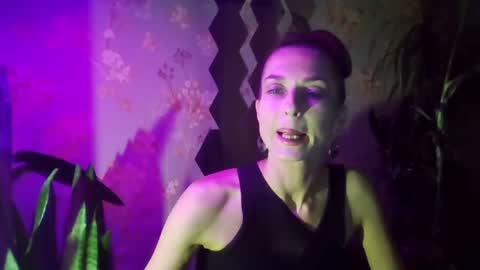 Snapshot of kristinagold44 chatting on 01-08-25, 07:13 Kristina online show from 01-08-25, 07:13