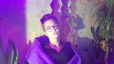 Snapshot of kristinagold44 chatting on 02-04-25, 04:08 Kristina online show from 02-04-25, 04:08