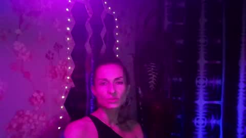 Snapshot of kristinagold44 chatting on 03-09-25, 10:08 Kristina online show from 03-09-25, 10:08