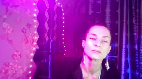 Snapshot of kristinagold44 chatting on 03-10-25, 10:24 Kristina online show from 03-10-25, 10:24