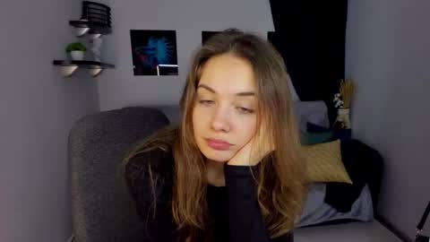 Snapshot of kristinalevis chatting on 01-14-25, 06:02 Kristina online show from 01-14-25, 06:02