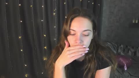 Snapshot of kristinalevis chatting on 02-20-25, 05:18 Kristina online show from 02-20-25, 05:18