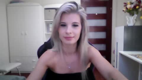 KristineAmore online show from 09-26-25, 10:08