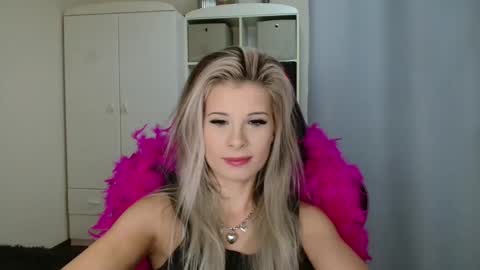 KristineAmore online show from 10-23-25, 07:29