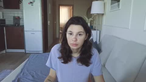 Kristi online show from 11-21-25, 04:33