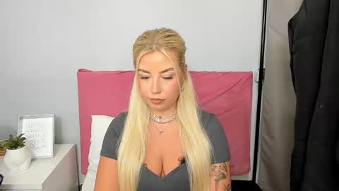 KristyFlowers online show from 01-15-25, 09:02