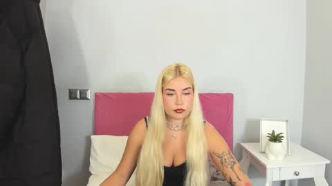 KristyFlowers online show from 01-17-25, 06:15