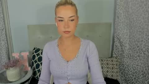 KristyFlowers online show from 05-01-26, 05:12